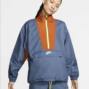 Nike windbreaker